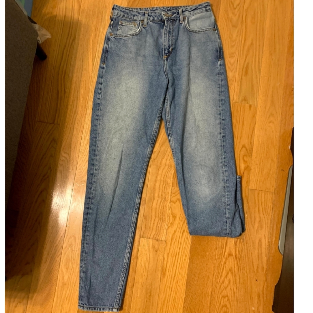 H&M Cute Mom Jeans Faded Light Wash Denim Sz 26 M